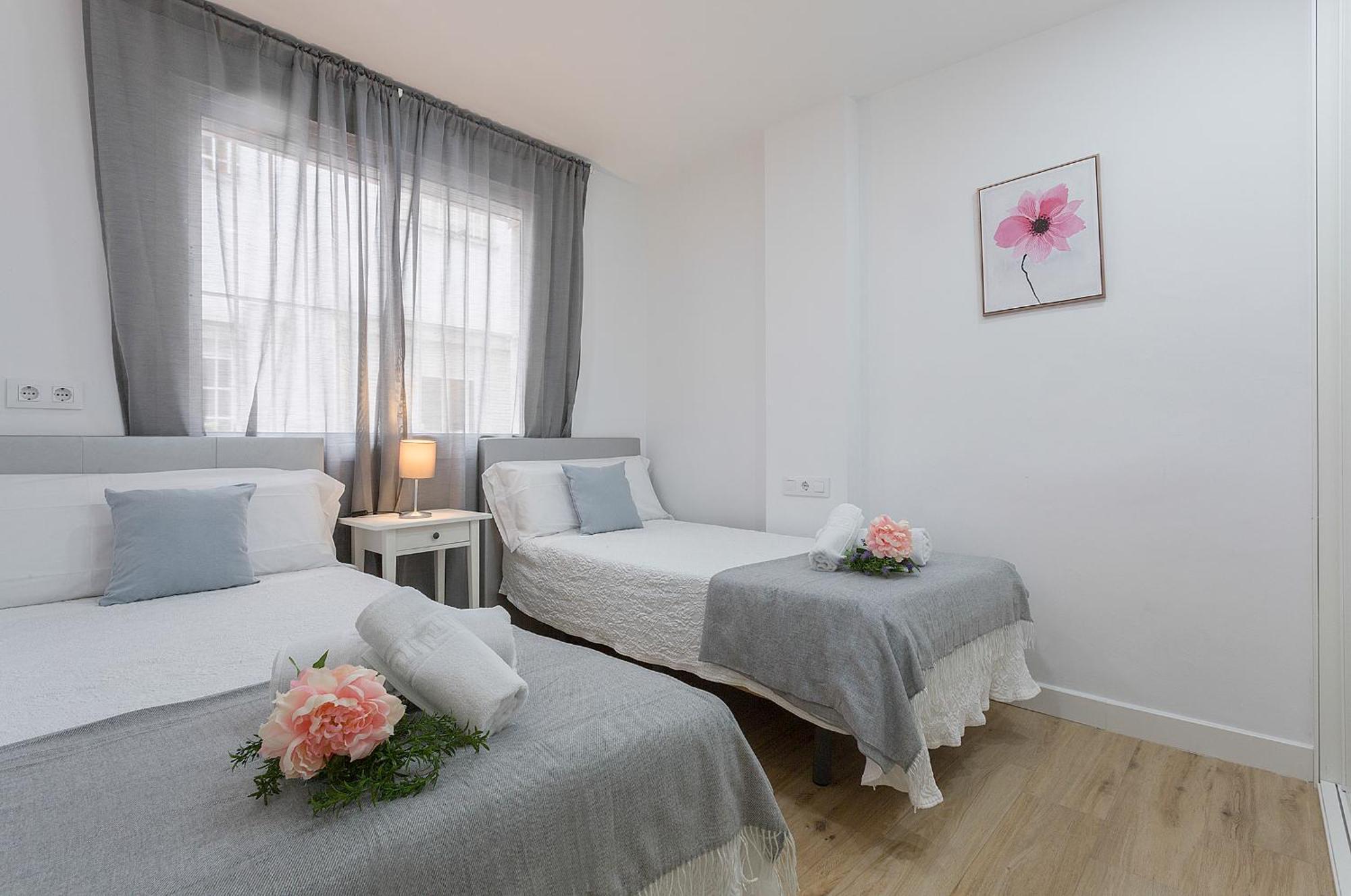 Centro Virgen Guia 3 Rooms Seville Exterior photo